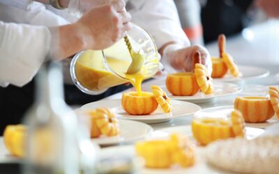 Chef’s Kiss: 2025’s Hottest Event Catering Trends